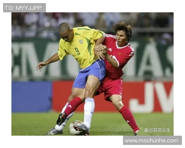 近视眼足球明星的逆袭之路如何在绿茵场上创造辉煌成就 近视眼足球明星的逆袭之路如何在绿茵场上创造辉煌成就