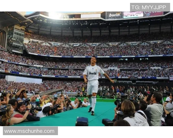 足球明星队伍的定义与特点解析以及其在全球体育文化中的影响力 足球明星队伍的定义与特点解析以及其在全球体育文化中的影响力