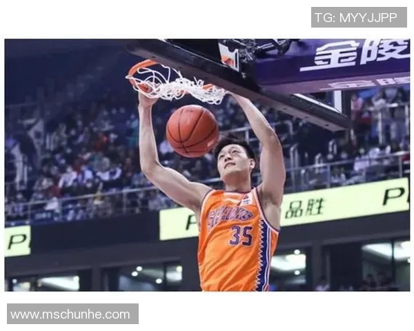 从默默无闻到闪耀赛场我变成篮球明星的成长之路